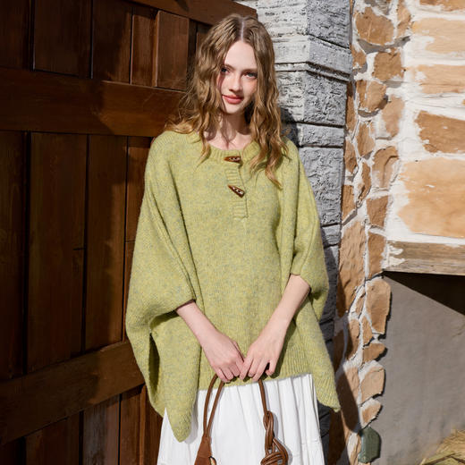 【绵羊毛】三彩2026新款针织披肩复古牛角扣氛围感慵懒休闲通勤女 商品图1