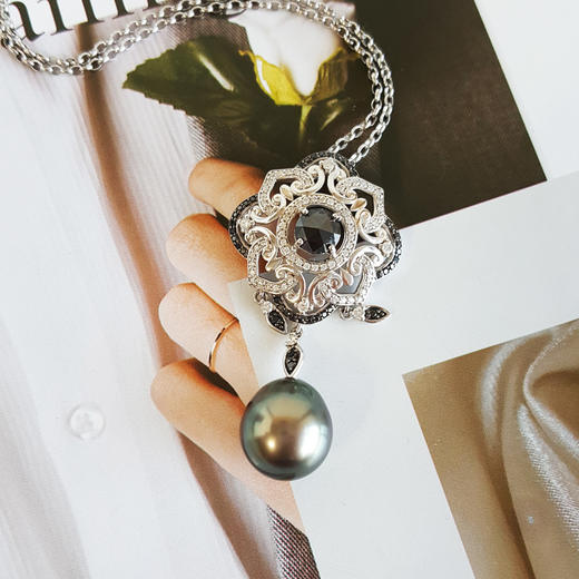 【天然正品】AU750白金豪镶钻镶天然近完美约12.8*11.2MM水滴形孔雀绿大溪地海水珍珠吊坠项链43.7*22.1*7.8MM(皆取最大值)链长：45CM（长度可调节） 231225TJ33 商品图5