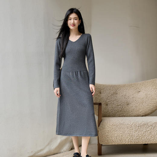 奢姿大码女装2025冬季针织两件套胖妹妹减龄坑条设计半高领套装9854953990 商品图1