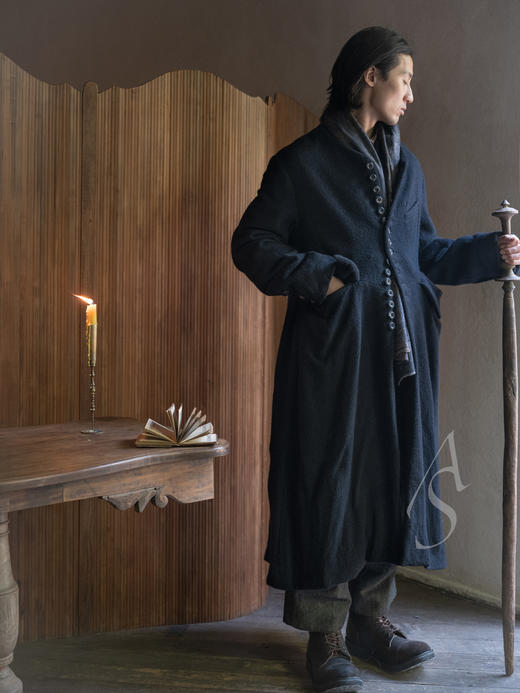 Silvana Manetti 泥灰色真丝羊毛手工毡艺披肩 商品图5