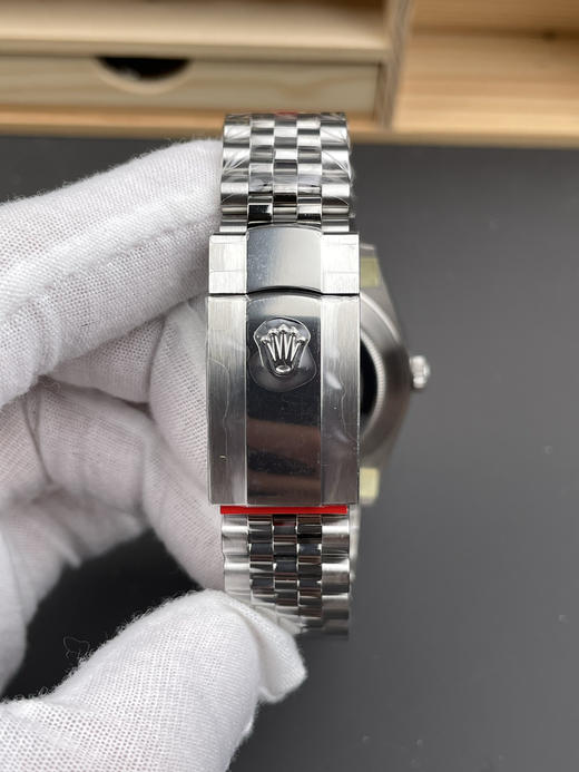 VS Factory『Vs日志41』VS潜心研制的专业腕表 市场高版本 劳力士Rolex日志41MM系列➕搭配正品一致的满血版3235一体机➕904进口全钢，打磨精细，做工精良，不可多得的精品❕❕❕ 商品图5