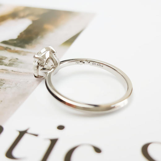 【98新】TIFFANY&Co.蒂芙尼True 系列1.60ct铂金四爪钻石戒指52号女士 291225NJS19 商品图6