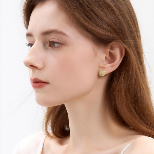 三彩2026新款八芒星锆石小耳钉S925银针小众设计感轻奢极简通勤女 商品图2