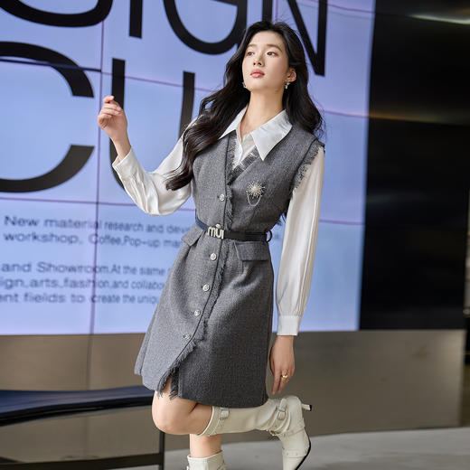 奢姿大码女装2025冬季胖妹妹时尚减龄撞色翻领马甲衬衫两件套装9961991130 商品图1