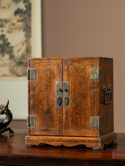 清早期	黄花梨满彻百宝箱 商品图4