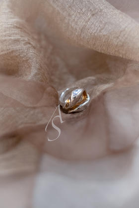 Beatriz Palacios 纯银OMEGA戒指