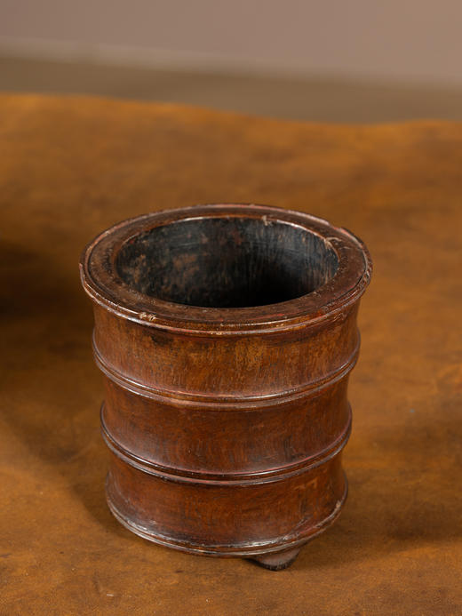 清早期	黄花梨整挖三足弦纹香炉 商品图2