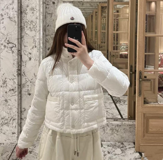 帮工厂亏清 别退换 忙可白色 鹅绒轻羽绒 短款 3码适合135以内 商品图1