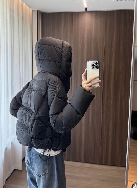经典泡芙短款连帽羽绒棉服 商品图11