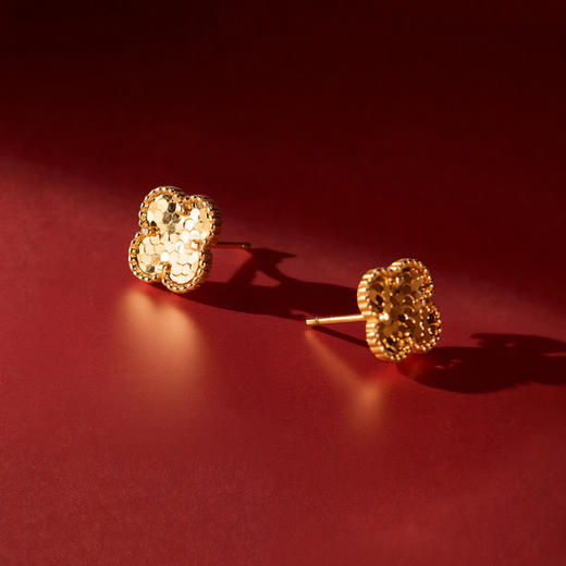 三彩2026新款四叶草窗花锤纹肌理耳钉S925银针国风松弛复古文艺女 商品图1