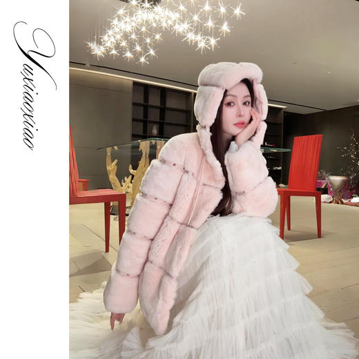 余潇潇【星际甜心】轻奢气质进口雷克斯獭兔横排铆钉立领皮草外套 商品图4