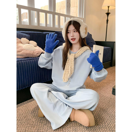 <曾小咸推荐>现货秒杀 ！微信超特价！ 韩系纯色卫衣 日常169.99 立减80 秒杀79.99！！休闲卫裤 日常159.99 立减90 秒杀69.99！！ 商品图3