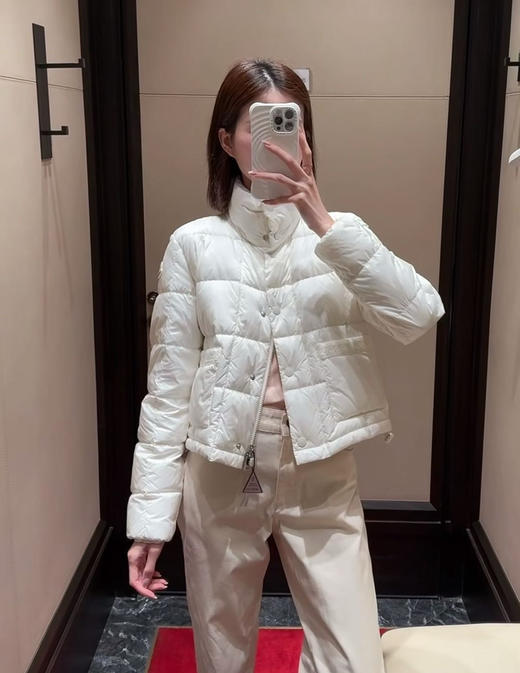 帮工厂亏清 别退换 忙可白色 鹅绒轻羽绒 短款 3码适合135以内 商品图0