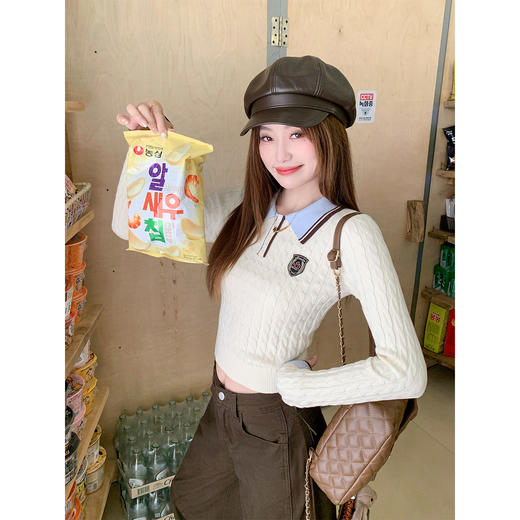 <曾小咸推荐>韩系米杏色polo领修身长袖t恤 商品图4