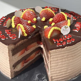 跨年限定切块（巧克力奶油 草莓夹心）