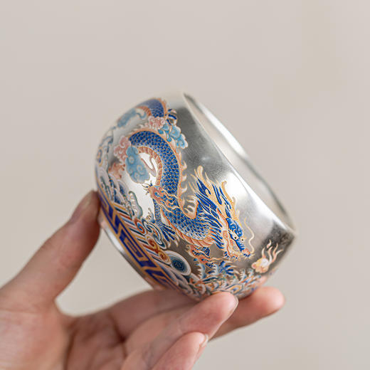 【龙凤对杯茶具礼盒】 朕的潮代·非遗传承 瓷胎鎏银技艺 胎质细腻 图案精美 馈赠佳品 收藏茗器 商品图3