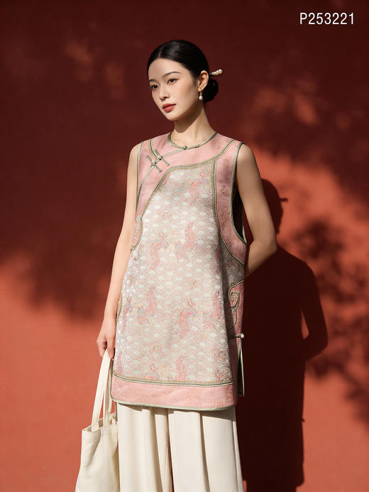 P253221长款马甲 商品图0