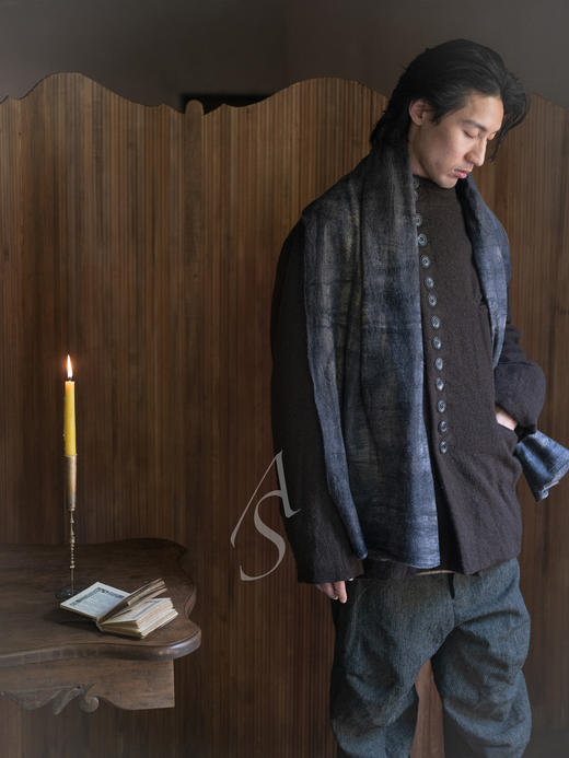 Silvana Manetti 泥灰色真丝羊毛手工毡艺披肩 商品图3