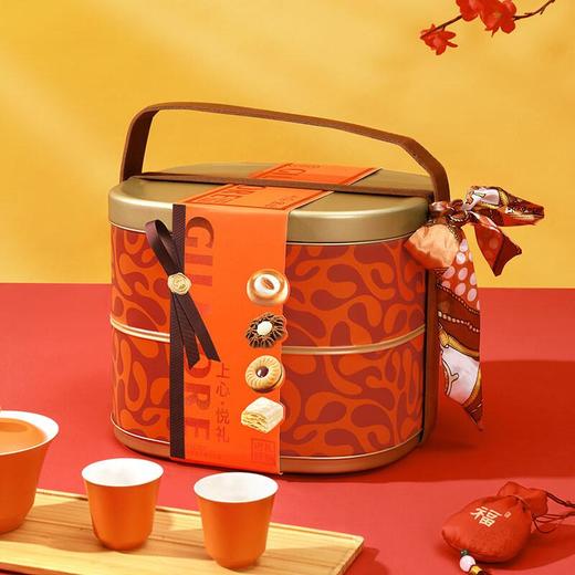 超友味上心悦礼综合饼干糖果礼盒688g 商品图0