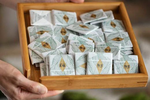 【2019野芳古树黄金叶】 500年以上纯野放古树茶，妖孽般的黄金叶 商品图1