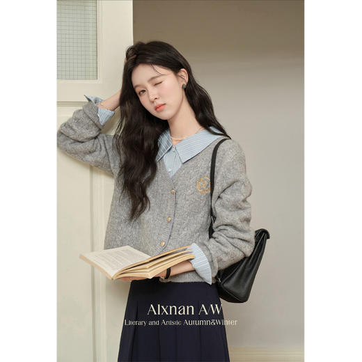 鹿向南「布鲁克林街道」学院风灰色毛针织开衫秋冬新款外搭上衣女 商品图4