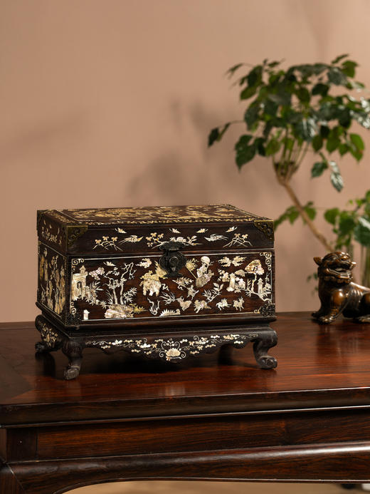 清	红木嵌螺钿人物故事文房箱 商品图1