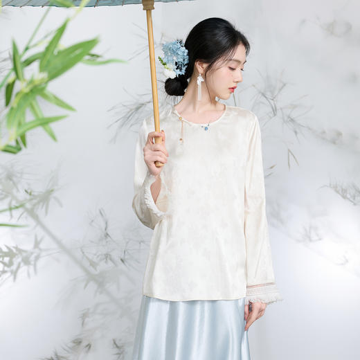三彩【蝶影流光】2026春季新款新中式提花小衫流苏宽松盘扣C 商品图3