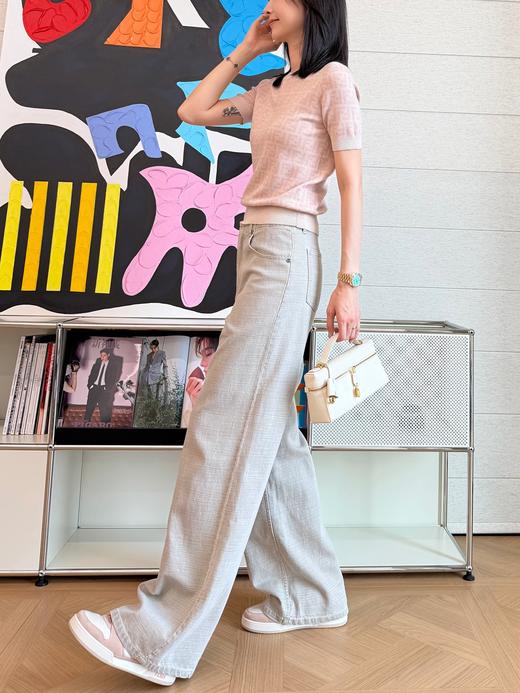 芬迪 新品 杏粉色老花针织短袖(MM) 商品图5