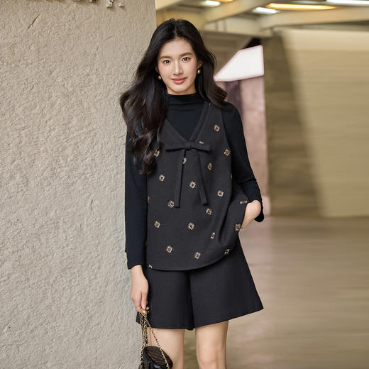 奢姿大码女装2025冬季时尚蝴蝶结装饰套装胖妹妹气质减龄两件套9954953936A 商品图3