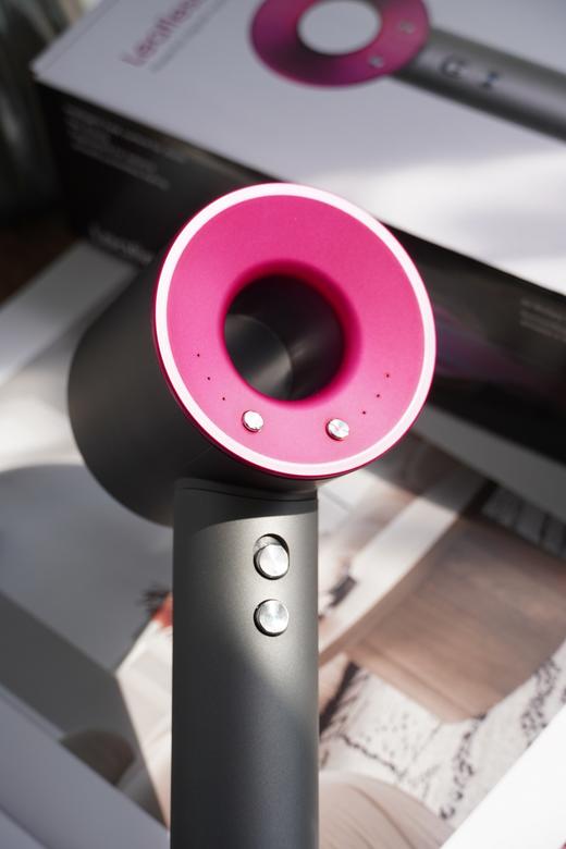 ❗❗让美发沙龙赚不到护理钱🔥【AURARO高速无叶吹风机】 💰79元享受3k+的护发魔法 🔺11万转高速马达，干发很迅 商品图4