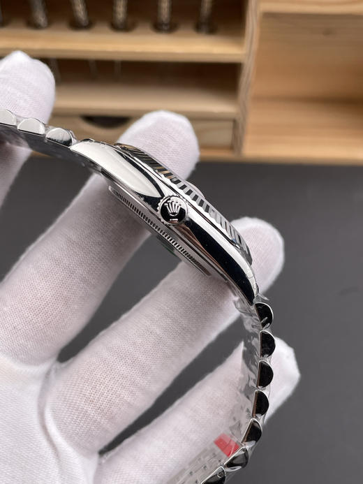 VS Factory『Vs日志41』VS潜心研制的专业腕表 市场高版本 劳力士Rolex日志41MM系列➕搭配正品一致的满血版3235一体机➕904进口全钢，打磨精细，做工精良，不可多得的精品❕❕❕ 商品图3