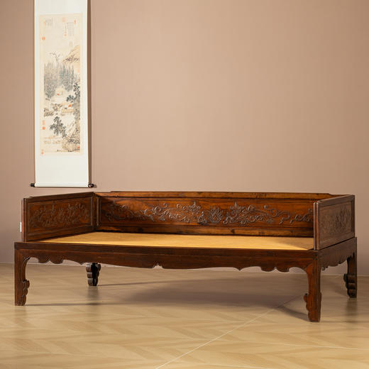清早期	黄花梨二龙戏珠三围屏罗汉床 商品图0