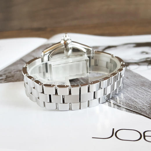 【95新】CARTIER  卡地亚W62054V3石英机芯日期显示32*37MM（女款）跑车系列精钢；后镶钻石 241225TJ20 商品图4