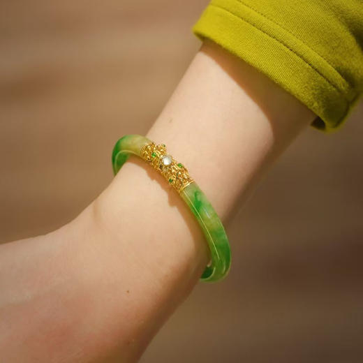 龢盒原创 18k金镶玉老翡翠手镯 商品图4