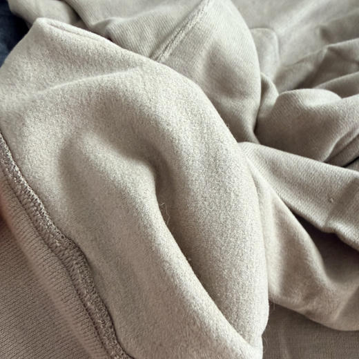 柔柔软软糯糯男女同款弹力打底衫，抗起球莱赛尔超细手感细腻舒适柔软糯手感 商品图9