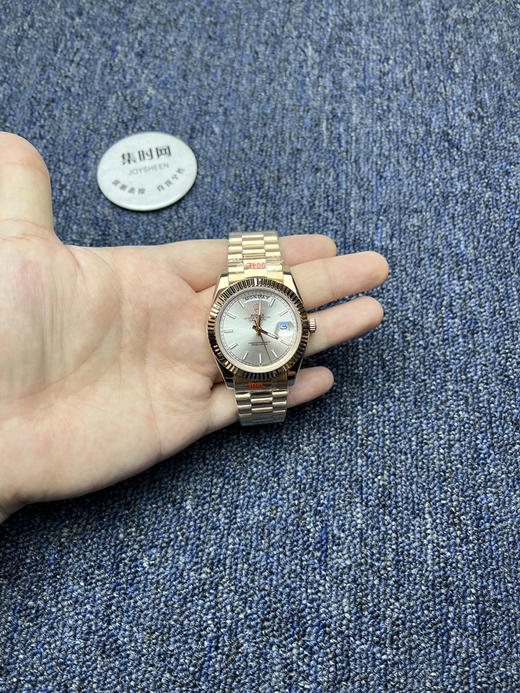 升级版 劳力士星期日历型系列 日志双历款 日志40mm 全玫金 男士机械腕表
机芯：搭载进口西铁城 商品图8