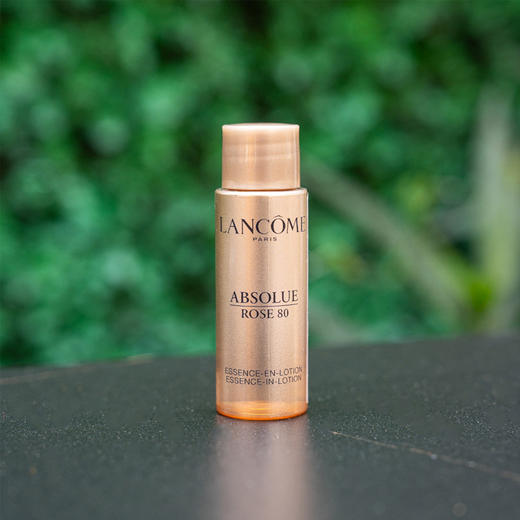 【兰蔻新版菁纯臻颜玫瑰精粹水】弹润充盈 饱满亮泽 30ml /瓶 商品图6