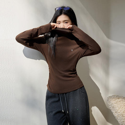 奢姿大码女装2025冬季减龄字母半高领设计打底衫胖妹妹时尚上衣9954110006 商品图2