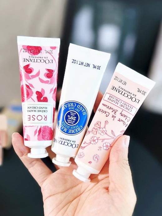 【礼盒礼袋】L'occitane/欧舒丹 樱花修护套装（全新樱花身体乳250ml+新版翻盖护手霜30ml*3）（护手霜香味随机） 商品图2