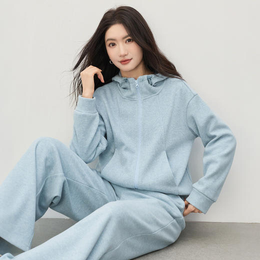 【12/31新品】熙世界超火冬装三件套女休闲运动时尚棉服马甲连帽卫衣阔腿裤套装 商品图3