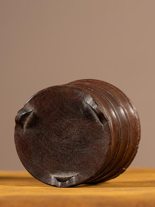 清早期	黄花梨整挖三足弦纹香炉 商品图4