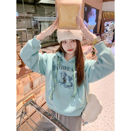 <曾小咸推荐>2.10现货秒杀 ！微信超特价！小狗印花连帽加绒卫衣 日常219.99 立减130 秒杀89.99！！ 商品图4