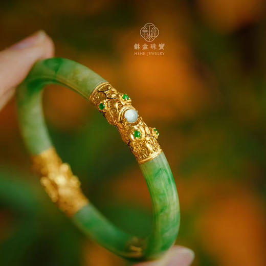 龢盒原创 18k金镶玉老翡翠手镯 商品图0