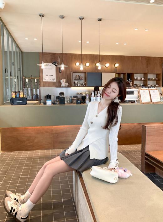 <曾小咸推荐>不规则交叉针织衫 日常129.99 立减60 秒杀69.99！！即将涨价！欲拍从速！【预售款，预计3-15天发货】 商品图9