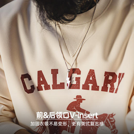 马登工装美式马年限定红色卫衣加绒印花保暖圆领加厚套头外套男春 商品图3