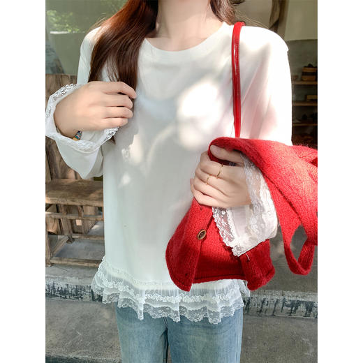 <曾小咸推荐>3.16现货秒杀 ！微信超特价！韩系蕾丝下摆t恤 日常159.99 立减80 秒杀79.99！红色马甲 秒杀59.99！加绒牛仔裤 秒杀99.99！ 商品图1