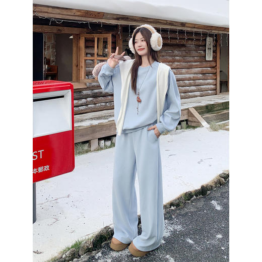 <曾小咸推荐>现货秒杀 ！微信超特价！ 韩系纯色卫衣 日常169.99 立减80 秒杀79.99！！休闲卫裤 日常159.99 立减90 秒杀69.99！！ 商品图2