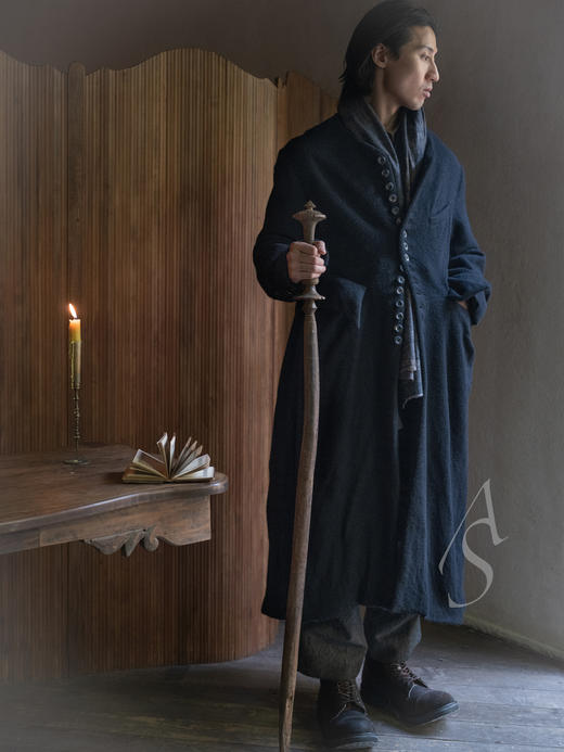 Silvana Manetti 泥灰色真丝羊毛手工毡艺披肩 商品图10