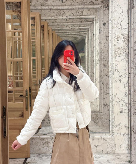 帮工厂亏清 别退换 忙可白色 鹅绒轻羽绒 短款 3码适合135以内 商品图3