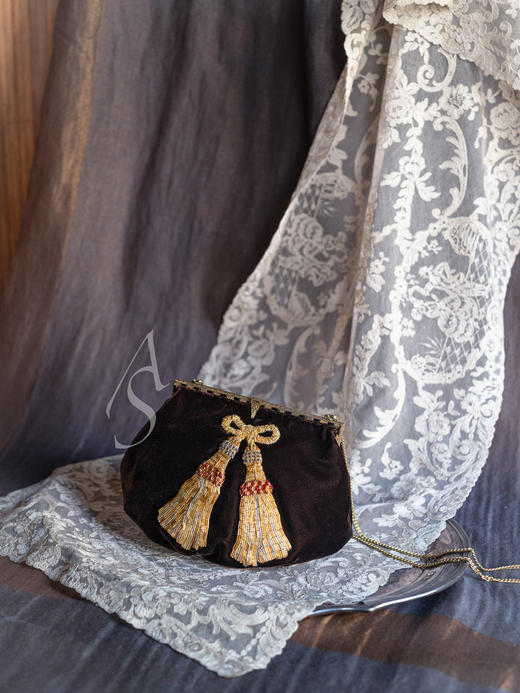 Wild Rose Hips 26SS 手工珠绣古董口金包 商品图11